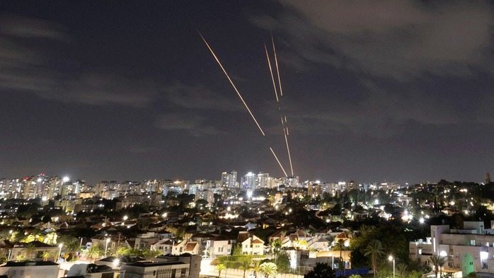 “So găng” kho tên lửa Iran và Israel- Ảnh 3. “So găng” kho tên lửa Iran và Israel- Ảnh 3.