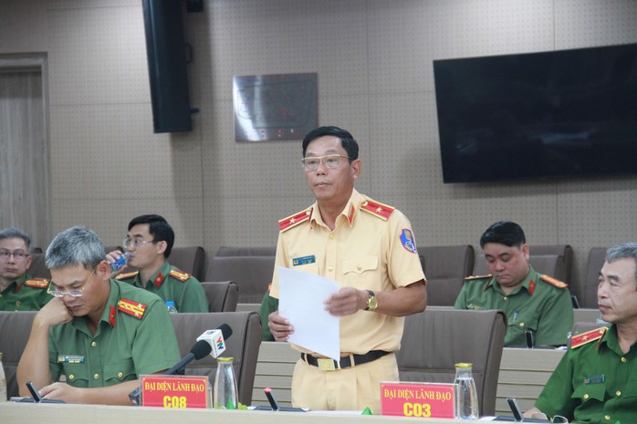 Bộ Công an nêu lý do bỏ đề xuất giảm tiền phạt vi phạm cồn mức tối thiểu- Ảnh 1. Bộ Công an nêu lý do bỏ đề xuất giảm tiền phạt vi phạm cồn mức tối thiểu- Ảnh 1.