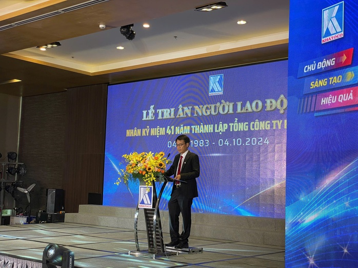 Khatoco tri ân người lao động cống hiến lâu năm- Ảnh 1. Khatoco tri ân người lao động cống hiến lâu năm- Ảnh 1.