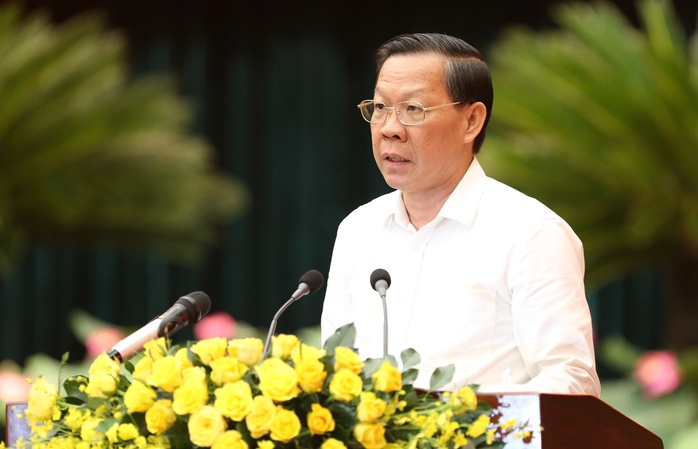 Chủ tịch Quốc hội: Nghiên cứu kỹ các kiến nghị
để tháo gỡ khó khăn, vướng mắc cho TP HCM- Ảnh 2. Chủ tịch Quốc hội: Nghiên cứu kỹ các kiến nghị
để tháo gỡ khó khăn, vướng mắc cho TP HCM- Ảnh 2.