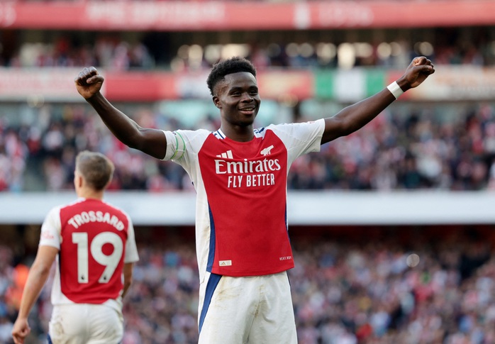 Arsenal, Man City ngược dòng thắng đậm trên sân nhà- Ảnh 4. Arsenal, Man City ngược dòng thắng đậm trên sân nhà- Ảnh 4.
