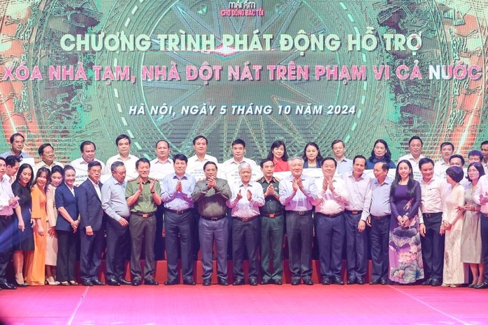 Thủ tướng phát động chương trình hỗ trợ "Mái ấm cho đồng bào tôi"- Ảnh 4. Thủ tướng phát động chương trình hỗ trợ "Mái ấm cho đồng bào tôi"- Ảnh 4.