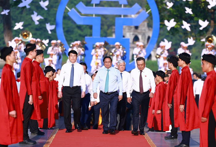Thủ tướng Phạm Minh Chính dự "Ngày hội Văn hóa vì hòa bình"- Ảnh 1. Thủ tướng Phạm Minh Chính dự "Ngày hội Văn hóa vì hòa bình"- Ảnh 1.