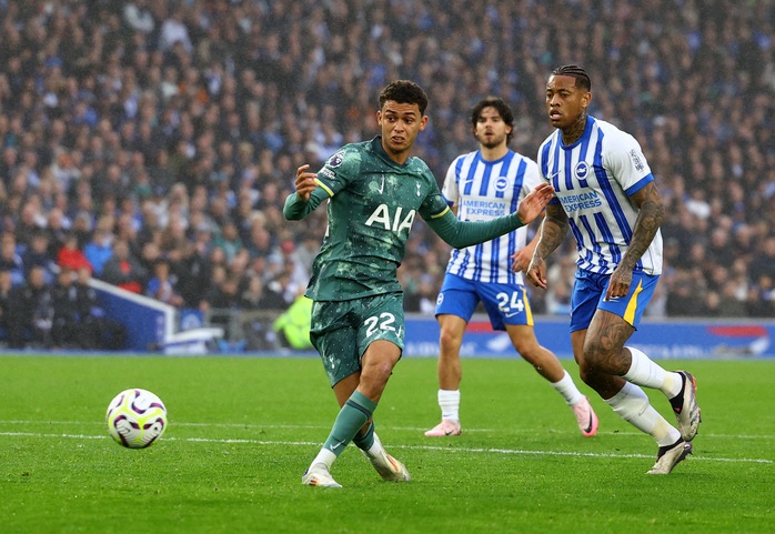 Thua ngược ngỡ ngàng, Tottenham ôm hận tại Brighton- Ảnh 2. Thua ngược ngỡ ngàng, Tottenham ôm hận tại Brighton- Ảnh 2.