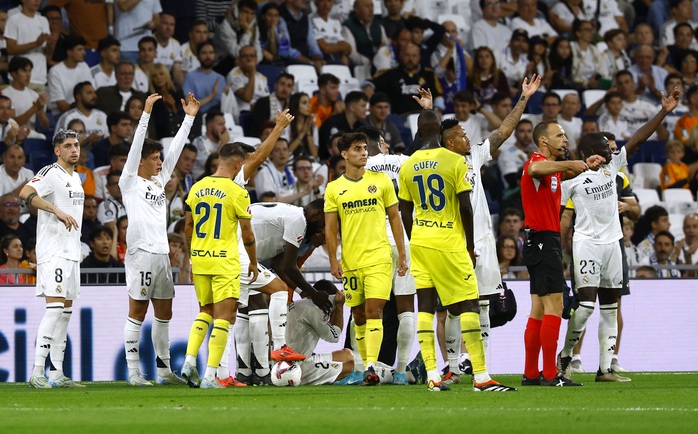 Real Madrid "bắn hạ" Villarreal hai bàn, mất hai trụ cột- Ảnh 6. Real Madrid "bắn hạ" Villarreal hai bàn, mất hai trụ cột- Ảnh 6.