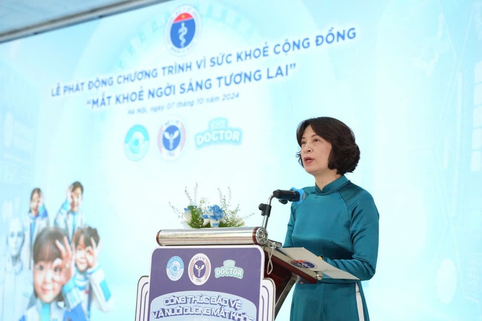 Học sinh 20 trường ở Hà Nội và TP HCM được chăm sóc mắt miễn phí- Ảnh 1. Học sinh 20 trường ở Hà Nội và TP HCM được chăm sóc mắt miễn phí- Ảnh 1.