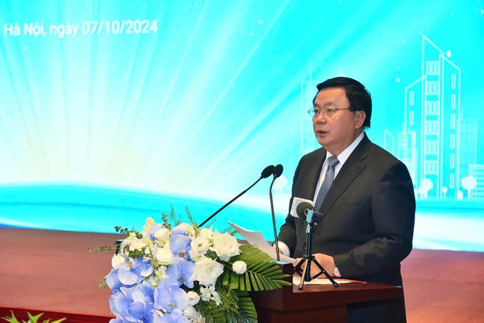 Hà Nội cần xây dựng môi trường an toàn, đáng sống "lấy người dân làm trung tâm"- Ảnh 3. Hà Nội cần xây dựng môi trường an toàn, đáng sống "lấy người dân làm trung tâm"- Ảnh 3.