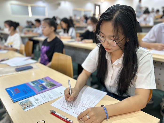 ĐHQG TP HCM khuyến khích trường thành viên xét tuyển kết hợp- Ảnh 1. ĐHQG TP HCM khuyến khích trường thành viên xét tuyển kết hợp- Ảnh 1.