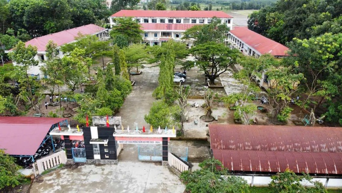 Đề nghị điều tra giáo viên, thủ quỹ nhà trường vì có dấu hiệu chiếm đoạt tiền thu của học sinh- Ảnh 1. Đề nghị điều tra giáo viên, thủ quỹ nhà trường vì có dấu hiệu chiếm đoạt tiền thu của học sinh- Ảnh 1.