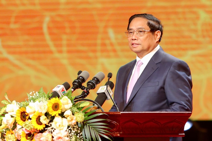 Nguyên Bí thư Hà Nội Phạm Quang Nghị được vinh danh "Công dân Thủ đô ưu tú"- Ảnh 1. Nguyên Bí thư Hà Nội Phạm Quang Nghị được vinh danh "Công dân Thủ đô ưu tú"- Ảnh 1.