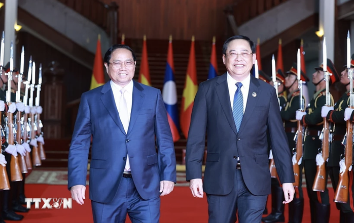 Thủ tướng Phạm Minh Chính gặp Thủ tướng Lào Sonexay Siphandone- Ảnh 1. Thủ tướng Phạm Minh Chính gặp Thủ tướng Lào Sonexay Siphandone- Ảnh 1.
