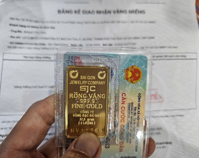 Mua bán vàng miếng ngày càng khó- Ảnh 1. Mua bán vàng miếng ngày càng khó- Ảnh 1.