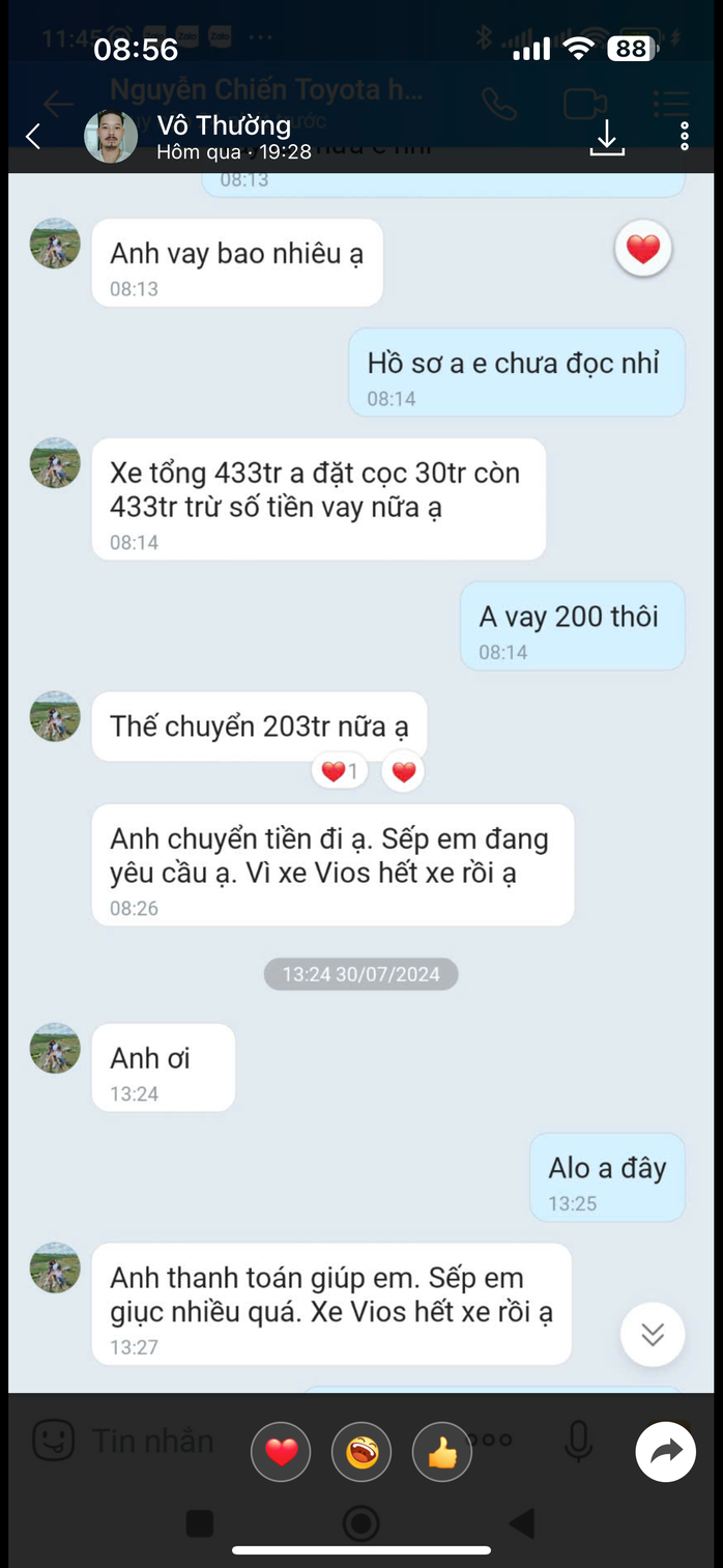 Vụ khách mua xe tố đại lý "lừa" giảm lệ phí trước bạ: Toyota Hà Đông chối bỏ mọi trách nhiệm- Ảnh 2. Vụ khách mua xe tố đại lý "lừa" giảm lệ phí trước bạ: Toyota Hà Đông chối bỏ mọi trách nhiệm- Ảnh 2.