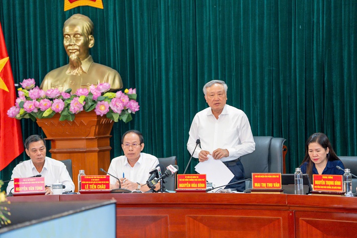 Phó Thủ tướng Thường trực Nguyễn Hòa Bình làm việc với lãnh đạo Hải Phòng- Ảnh 2. Phó Thủ tướng Thường trực Nguyễn Hòa Bình làm việc với lãnh đạo Hải Phòng- Ảnh 2.