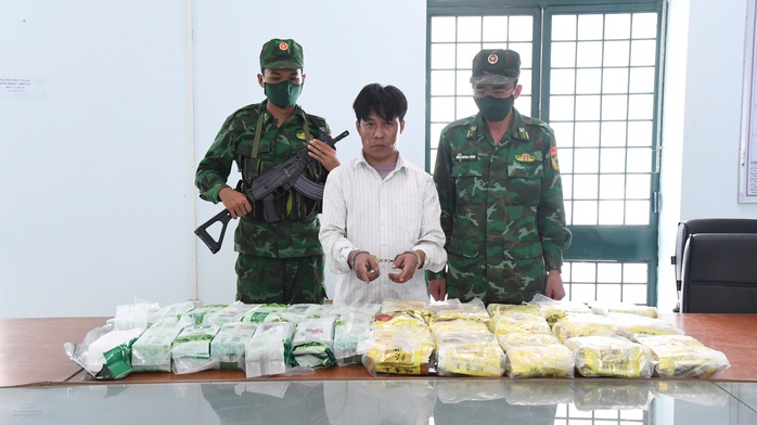 Toàn cảnh vụ triệt phá đường dây ma túy lớn nhất từ trước đến nay ở Tây Ninh- Ảnh 6. Toàn cảnh vụ triệt phá đường dây ma túy lớn nhất từ trước đến nay ở Tây Ninh- Ảnh 6.