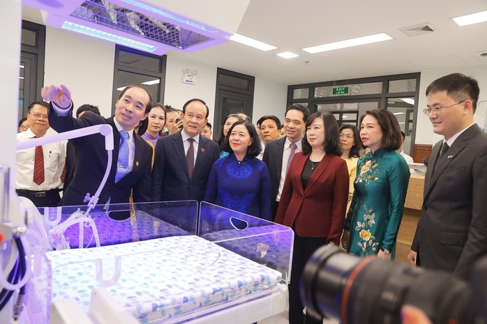 Bệnh viện gần 800 tỉ đồng "đẹp như khách sạn" chính thức hoạt động- Ảnh 3. Bệnh viện gần 800 tỉ đồng "đẹp như khách sạn" chính thức hoạt động- Ảnh 3.