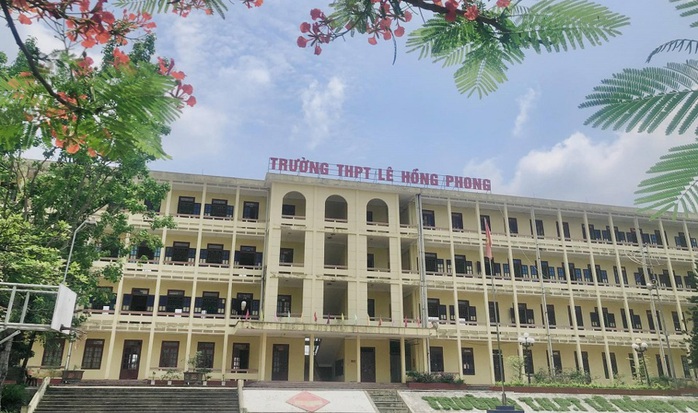 Thông tin mới vụ lên điểm nhầm khiến học sinh trượt thành thủ khoa- Ảnh 1. Thông tin mới vụ lên điểm nhầm khiến học sinh trượt thành thủ khoa- Ảnh 1.