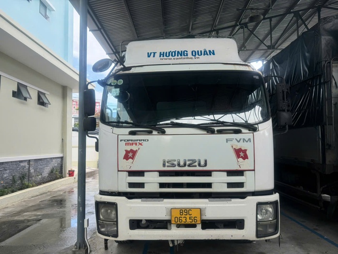 Tạm giữ hàng ngàn chiếc áo giả nhãn hiệu Zara, Mango- Ảnh 1. Tạm giữ hàng ngàn chiếc áo giả nhãn hiệu Zara, Mango- Ảnh 1.