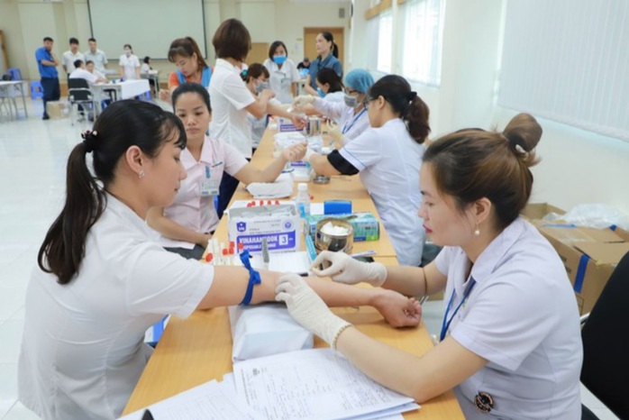 Báo in ngày 2-11: Chung tay phát triển kinh tế xanh- Ảnh 3. Báo in ngày 2-11: Chung tay phát triển kinh tế xanh- Ảnh 3.
