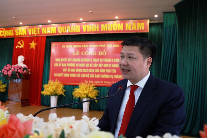 Công bố Nghị quyết của Quốc hội sắp xếp lại các xã, phường ở TP Tuy Hòa- Ảnh 1. Công bố Nghị quyết của Quốc hội sắp xếp lại các xã, phường ở TP Tuy Hòa- Ảnh 1.