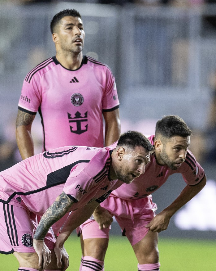 Messi "lên tiếng", Inter Miami vẫn bị loại khỏi MLS Cup- Ảnh 2. Messi "lên tiếng", Inter Miami vẫn bị loại khỏi MLS Cup- Ảnh 2.