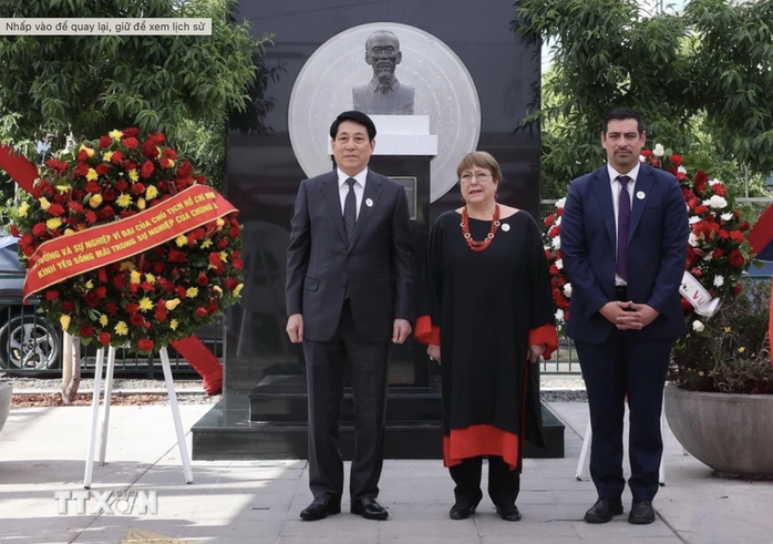Chủ tịch nước Lương Cường đặt vòng hoa tưởng niệm Chủ tịch Hồ Chí Minh tại Chile- Ảnh 11. Chủ tịch nước Lương Cường đặt vòng hoa tưởng niệm Chủ tịch Hồ Chí Minh tại Chile- Ảnh 11.