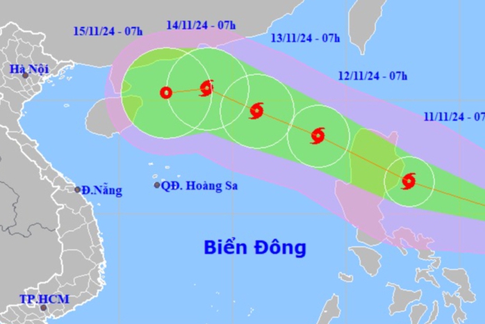 Bão Yinxing chưa qua, bão Toraji giật cấp 12 lại sắp "nối gót" vào Biển Đông- Ảnh 1. Bão Yinxing chưa qua, bão Toraji giật cấp 12 lại sắp "nối gót" vào Biển Đông- Ảnh 1.