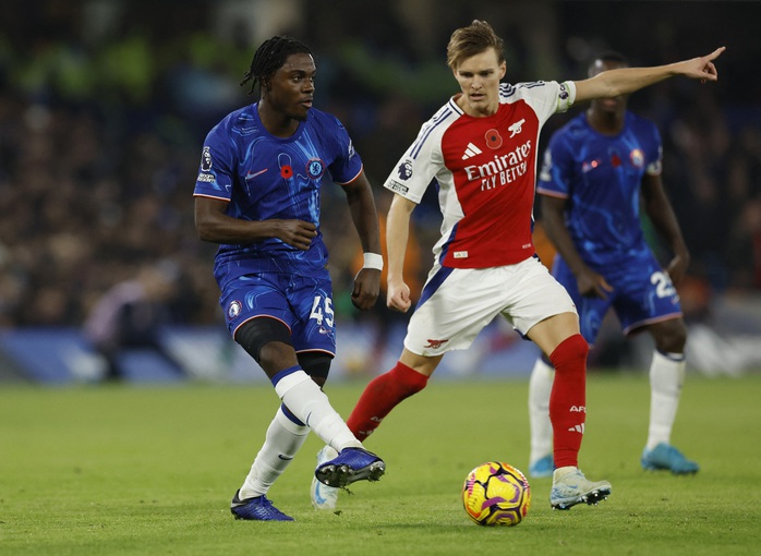 Chelsea và Arsenal hòa thót tim đại chiến, hài lòng Top 4 Ngoại hạng- Ảnh 1. Chelsea và kèo nhà cái tỷ lệ cá cược hòa thót tim đại chiến, hài lòng Top 4 Ngoại hạng- Ảnh 1.