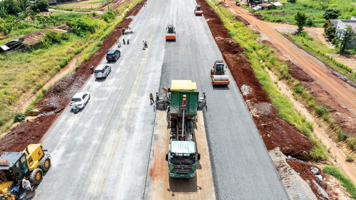 Cao tốc Biên Hòa - Vũng Tàu vào cao điểm thi công - Ảnh 2. Cao tốc Biên Hòa - Vũng Tàu vào cao điểm thi công - Ảnh 2.