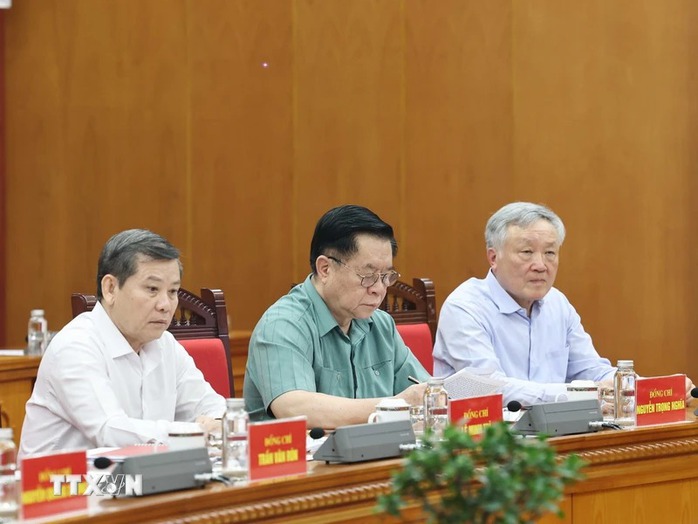 Tổng Bí thư Tô Lâm: Đại hội XIV mở ra kỷ nguyên giàu mạnh, thịnh vượng- Ảnh 4. Tổng Bí thư Tô Lâm: Đại hội XIV mở ra kỷ nguyên giàu mạnh, thịnh vượng- Ảnh 4.