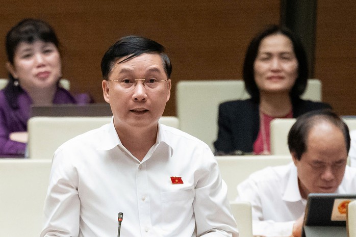 Bộ trưởng Nguyễn Hồng Diên nói lý do không đề xuất tiếp tục thí điểm thuốc lá điện tử- Ảnh 1. Bộ trưởng Nguyễn Hồng Diên nói lý do không đề xuất tiếp tục thí điểm thuốc lá điện tử- Ảnh 1.