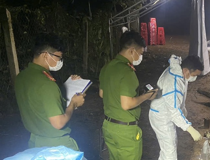 Bàng hoàng phát hiện thi thể học sinh lớp 5 tại ao nước nhà dân- Ảnh 1. Bàng hoàng phát hiện thi thể học sinh lớp 5 tại ao nước nhà dân- Ảnh 1.
