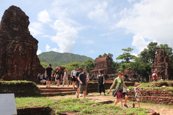 Loạt sự kiện kỷ niệm 25 năm Hội An, Mỹ Sơn là di sản thế giới- Ảnh 1. Loạt sự kiện kỷ niệm 25 năm Hội An, Mỹ Sơn là di sản thế giới- Ảnh 1.