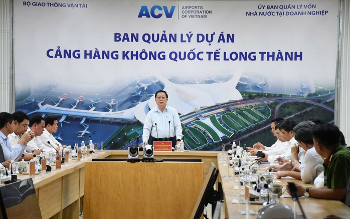 Trưởng Ban Tuyên giáo Trung ương thị sát sân bay Long Thành- Ảnh 6. Trưởng Ban Tuyên giáo Trung ương thị sát sân bay Long Thành- Ảnh 6.