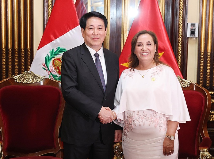 Chủ tịch nước Lương Cường và Tổng thống Peru Dina Ercilia Boluarte Zegarr Ảnh: TTXVN Chủ tịch nước Lương Cường và Tổng thống Peru Dina Ercilia Boluarte Zegarr Ảnh: TTXVN
