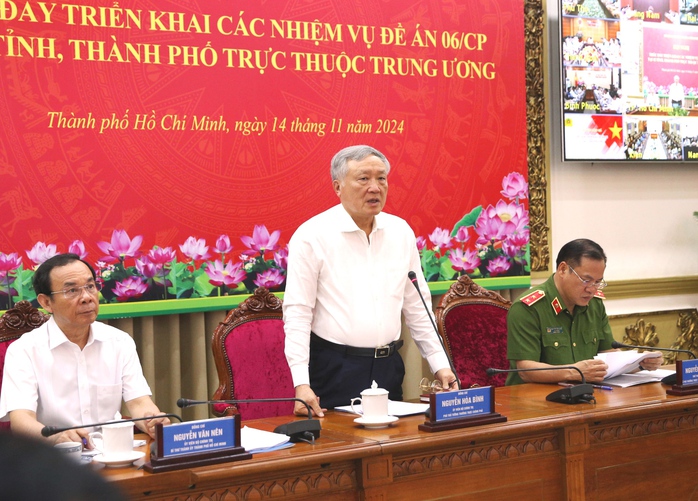 Phó Thủ tướng Thường trực Nguyễn Hòa Bình phát biểu chỉ đạo tại hội nghị Ảnh: NGUYỄN PHAN Phó Thủ tướng Thường trực Nguyễn Hòa Bình phát biểu chỉ đạo tại hội nghị Ảnh: NGUYỄN PHAN