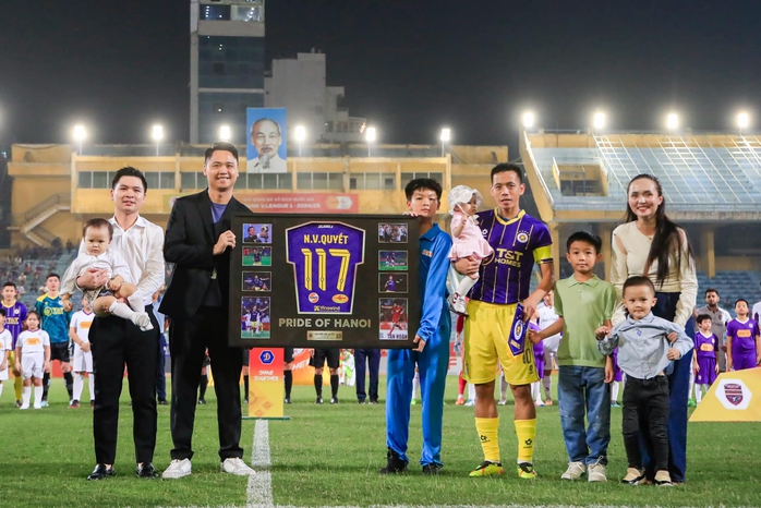 Tiến Linh "tịt ngòi", CLB Bình Dương tiếp tục thua ở Hà Nội- Ảnh 1. Tiến Linh "tịt ngòi", CLB Bình Dương tiếp tục thua ở Hà Nội- Ảnh 1.