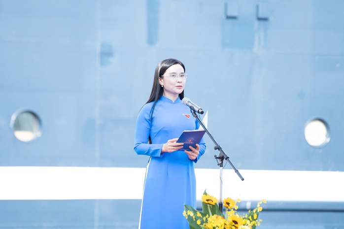 Tàu Thanh niên Đông Nam Á và Nhật Bản đến TP HCM- Ảnh 2. Tàu Thanh niên Đông Nam Á và Nhật Bản đến TP HCM- Ảnh 2.