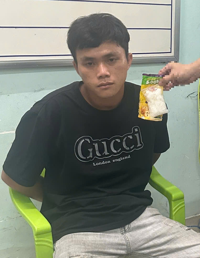 Đối tượng chích điện phụ nữ đi đường ở Long Thành đã bị bắt - Ảnh 2. Đối tượng chích điện phụ nữ đi đường ở Long Thành đã bị bắt - Ảnh 2.