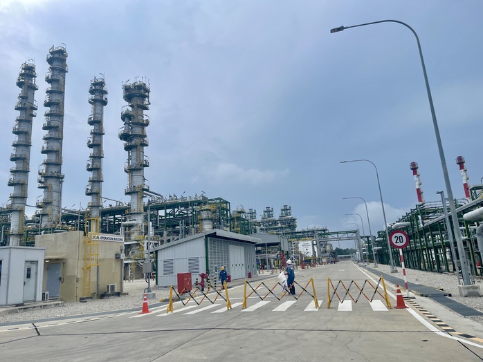 Phó Thủ tướng Trần Hồng Hà giải quyết kiến nghị của các doanh nghiệp lớn tại Bà Rịa - Vũng Tàu- Ảnh 2. Phó Thủ tướng Trần Hồng Hà giải quyết kiến nghị của các doanh nghiệp lớn tại Bà Rịa - Vũng Tàu- Ảnh 2.