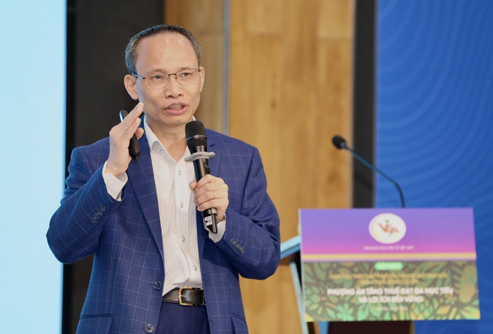 Tăng thuế tiêu thụ đặc biệt với rượu, bia: Băn khoăn về lộ trình và mức tăng- Ảnh 1. Tăng thuế tiêu thụ đặc biệt với rượu, bia: Băn khoăn về lộ trình và mức tăng- Ảnh 1.