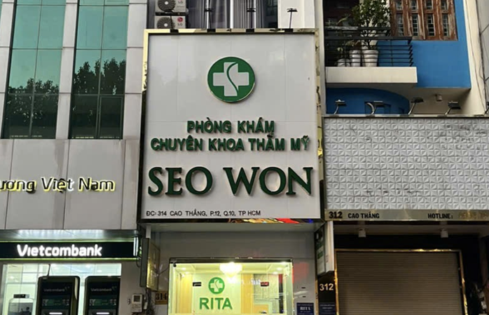 Một phòng khám thẩm mỹ 3 lần đổi tên bất chấp vi phạm- Ảnh 1. Một phòng khám thẩm mỹ 3 lần đổi tên bất chấp vi phạm- Ảnh 1.