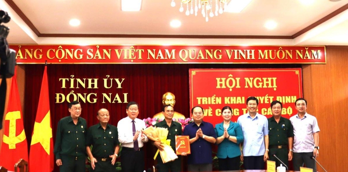 Đồng Nai công bố quyết định về công tác cán bộ - Ảnh 2. Đồng Nai công bố quyết định về công tác cán bộ - Ảnh 2.