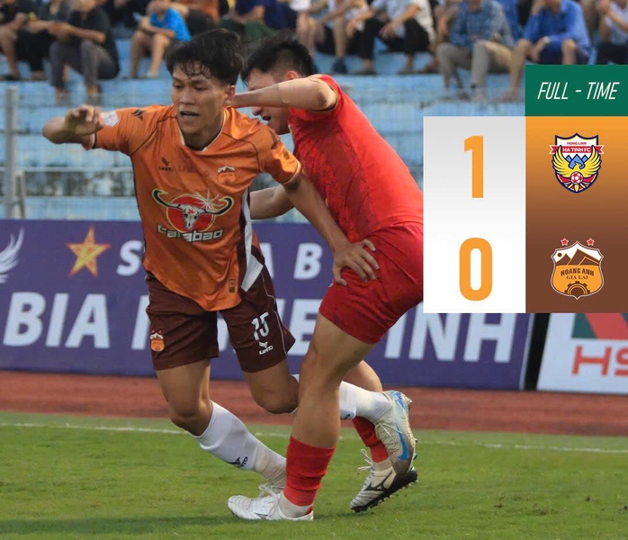 CLB HAGL nhận thất bại thứ 2 tại V-League 2024-2025- Ảnh 1. CLB HAGL nhận thất bại thứ 2 tại V-League 2024-2025- Ảnh 1.