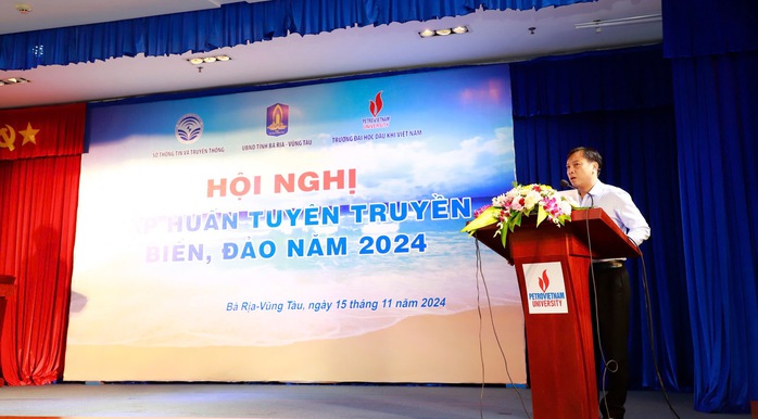 Tuyên truyền biển, đảo cho hơn 400 sinh viên Bà Rịa - Vũng Tàu
- Ảnh 2. Tuyên truyền biển, đảo cho hơn 400 sinh viên Bà Rịa - Vũng Tàu
- Ảnh 2.