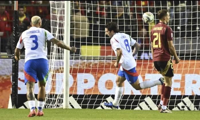 Thắng Bỉ trên đất khách, Ý giành vé tứ kết Nations League- Ảnh 1.