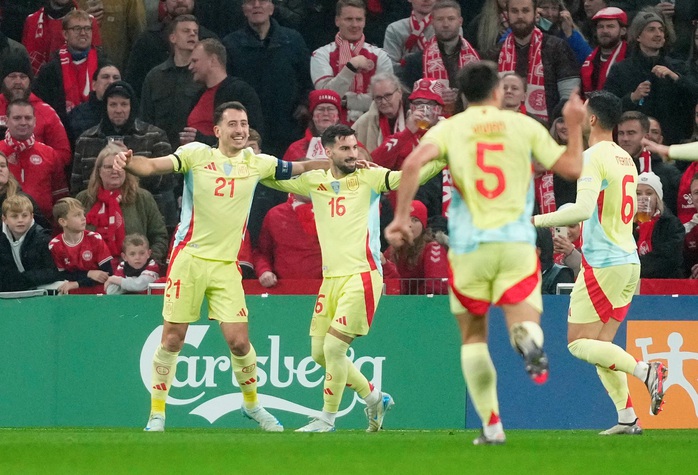Ronaldo tỏa sáng, Bồ Đào Nha đại thắng Ba Lan lên đỉnh bảng Nations League- Ảnh 6. Ronaldo tỏa sáng, Bồ Đào Nha đại thắng Ba Lan lên đỉnh bảng Nations League- Ảnh 6.