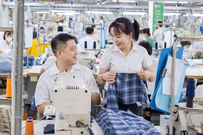 Nhu cầu tuyển dụng cuối năm tăng cao- Ảnh 1. Nhu cầu tuyển dụng cuối năm tăng cao- Ảnh 1.