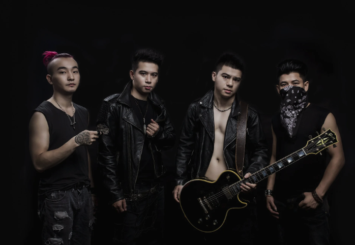 Thanh Lam, ban nhạc Bức Tường hát rock tại trường đua F1- Ảnh 3. Thanh Lam, ban nhạc Bức Tường hát rock tại trường đua F1- Ảnh 3.