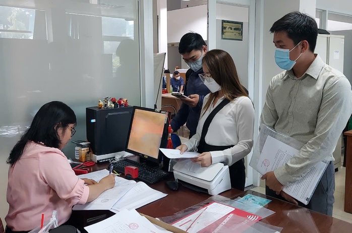 Chính thức bổ sung chính sách nghỉ hưu trước tuổi do tinh giản biên chế- Ảnh 1. Chính thức bổ sung chính sách nghỉ hưu trước tuổi do tinh giản biên chế- Ảnh 1.